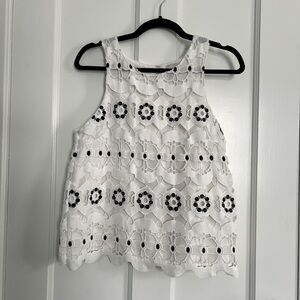 VGUC HD in Paris white floral cutout overlay tank top